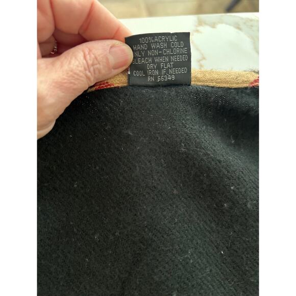 V. Fraas Black Wrap Shawl Scarf Lightweight Classic Warm Comfortcore Cozy - Picture 7 of 9